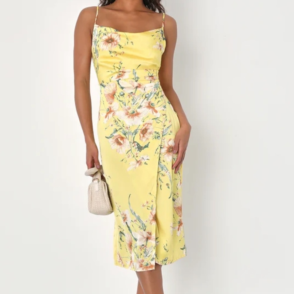 Lulu’s Yellow Floral Dress